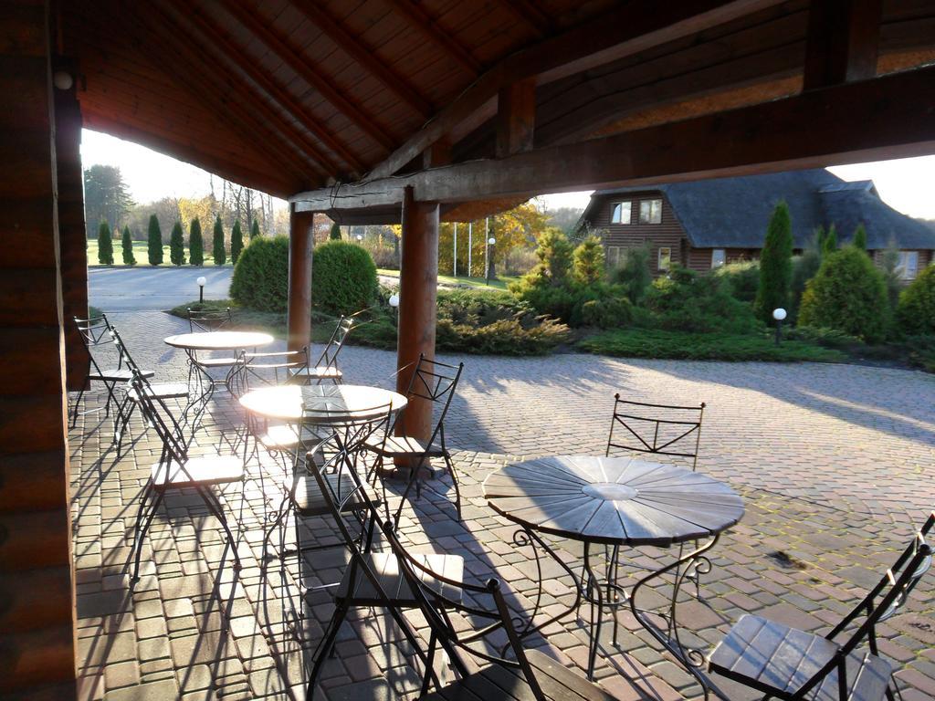 Hotel Vonadzini Stāmeriena Exterior foto